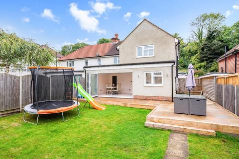 3 bedroom semi-detached house for sale, Ashurst Road, Tadworth KT20