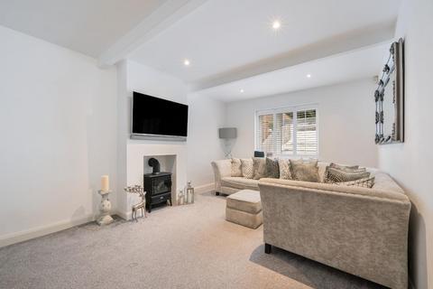 3 bedroom semi-detached house for sale, Ashurst Road, Tadworth KT20