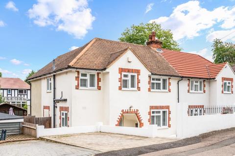 Ashurst Road, Tadworth KT20