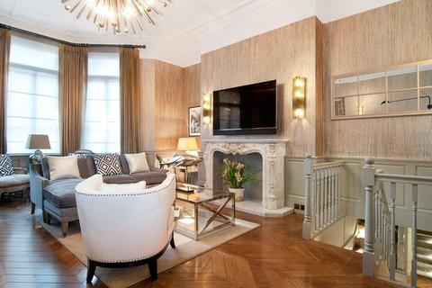 undefined, Hans Place, London SW1X