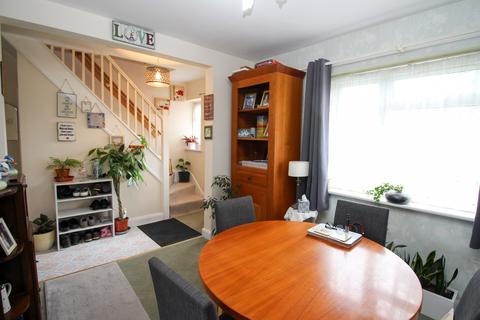 4 bedroom semi-detached house for sale, Fairview Grove, Swaffham Prior.