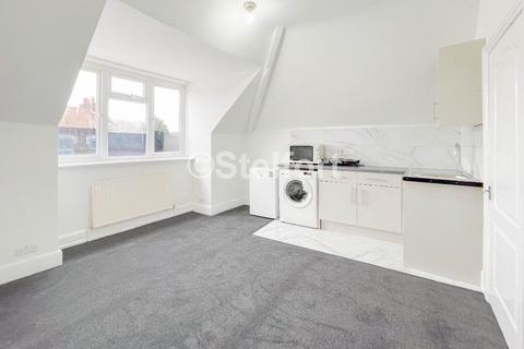 1 bedroom flat to rent, West Green Road, London, N15
