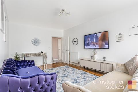 2 bedroom flat for sale, The Cedars, Broxbourne, Hertfordshire, EN10 6FX