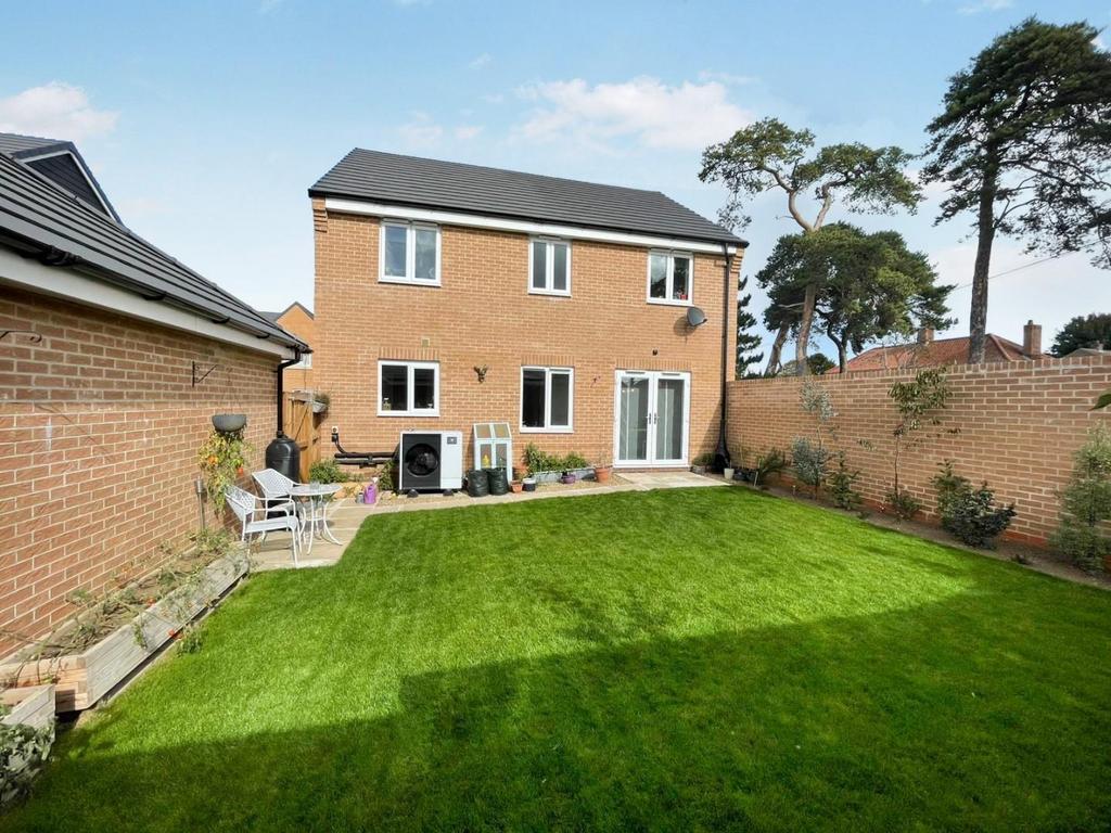 Tlc 23631532-1494-48fa-a18e-f58c4cfc899f 70c1451.j