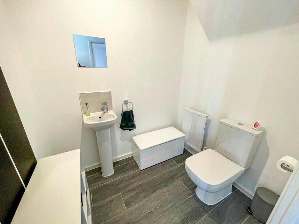 Tlc 2e52c19e-6b47-4605-89e8-891b62c69397 adae95e.j