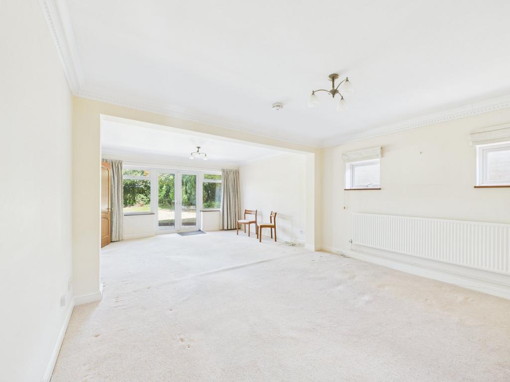 Living/Dining Room