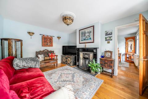 3 bedroom semi-detached house for sale, Thames Street, Walton-On-Thames, Surrey, KT12