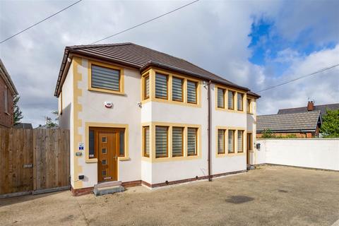 3 bedroom detached house for sale, Vicarage Lane, Blackpool