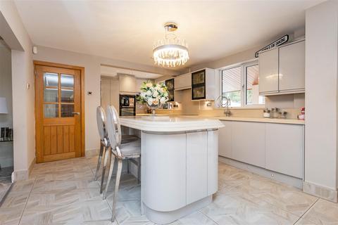 3 bedroom detached house for sale, Vicarage Lane, Blackpool