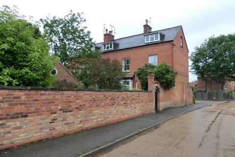 House for sale, Collingham, Newark
