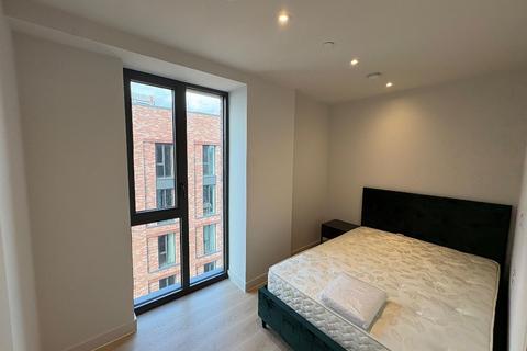2 bedroom apartment to rent, Waterhouse Tower, Dutton Street