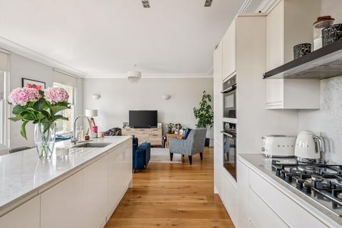 2 bedroom flat for sale, Thornton Place, Clapham Common North Side, Clapham, SW4