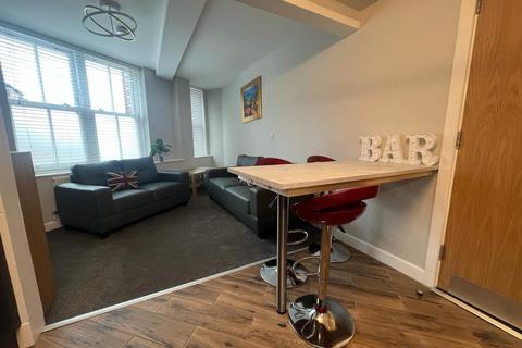 3 bedroom apartment to rent, St. Columbas Close, Coventry CV1