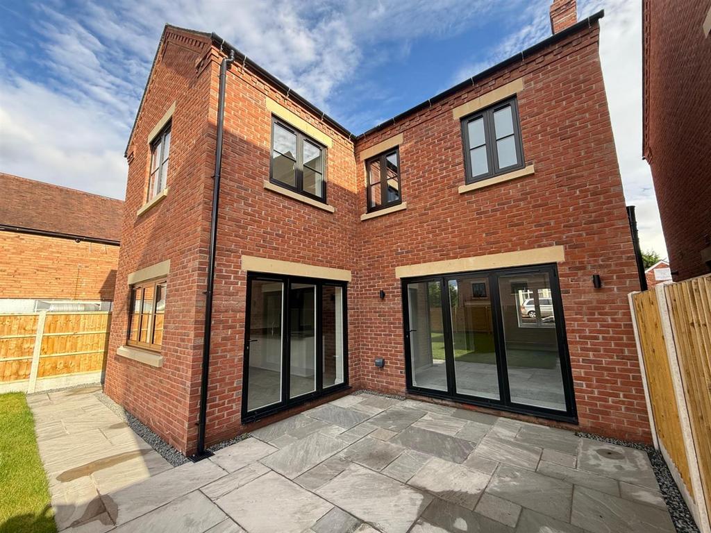 Thumbnail image0.jpg