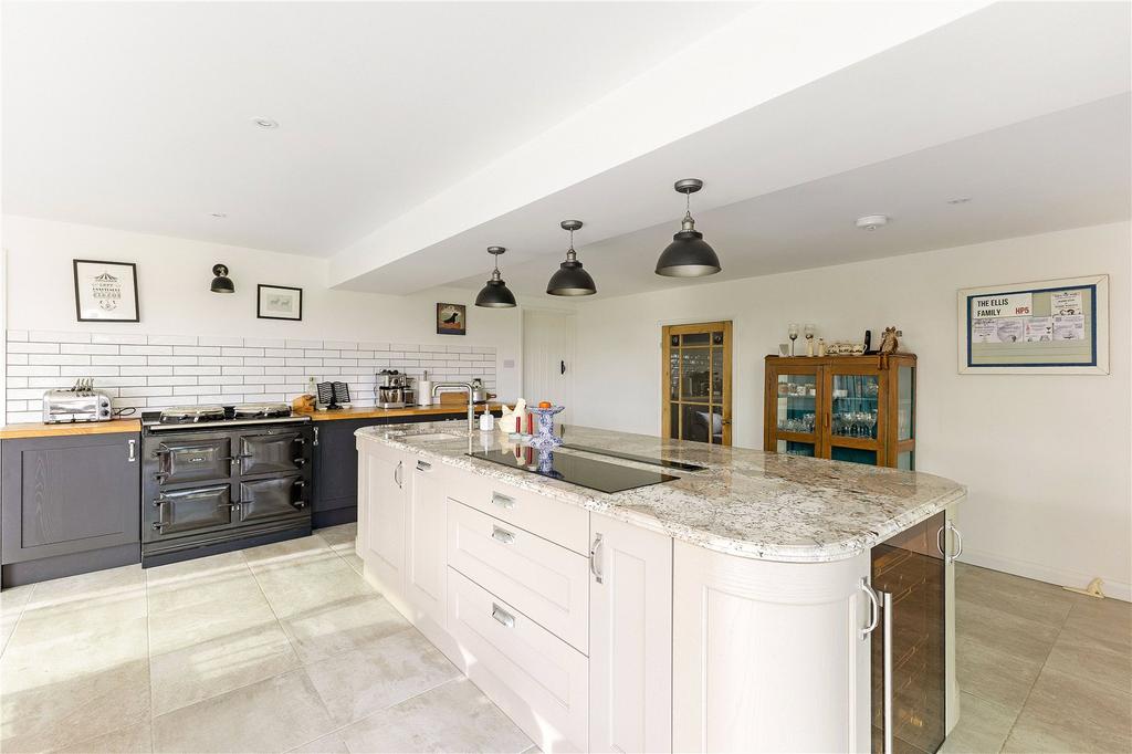 Kitchen/Breakfast