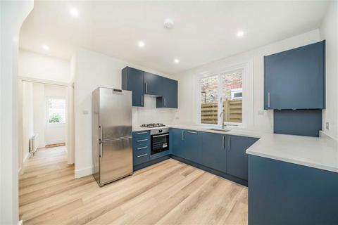 undefined, Yukon Road, London SW12