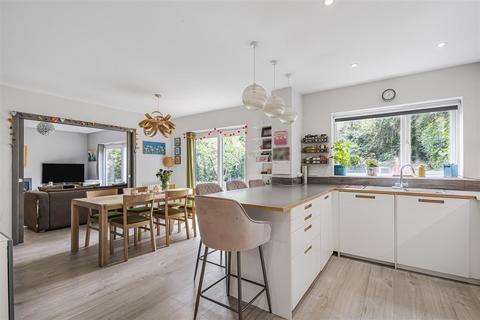 undefined, Newberries Avenue, Radlett