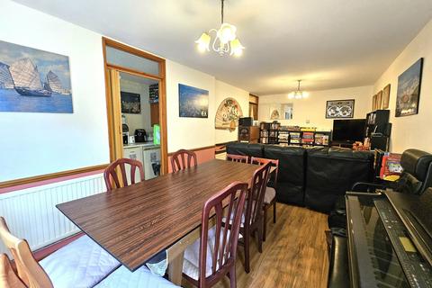1 bedroom flat for sale, 43, Hanger View Way, London, London W3 0EY