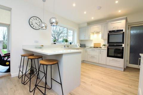 3 bedroom semi-detached house for sale, Alexander Road, Stotfold, Hitchin, SG5