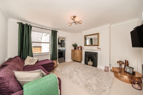 3 bedroom maisonette for sale, Cecil Road, London SW19