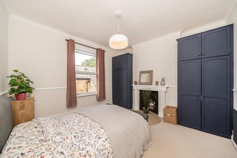3 bedroom maisonette for sale, Cecil Road, London SW19