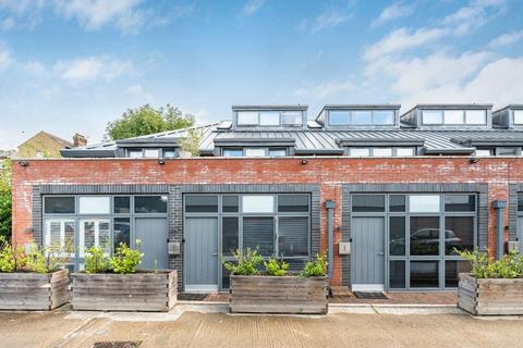 Elm Grove, London SW19
