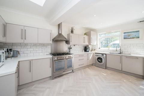 98 The Drive, Isleworth, TW7 4AD