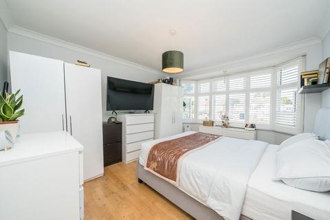 98 The Drive, Isleworth, TW7 4AD