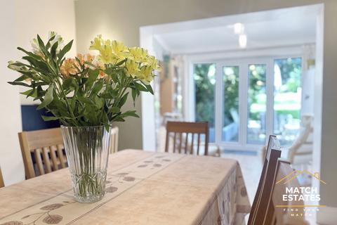 3 bedroom semi-detached house for sale, Dolphins Road, Folkestone CT19
