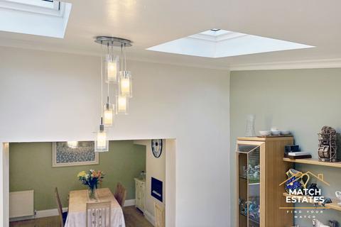 3 bedroom semi-detached house for sale, Dolphins Road, Folkestone CT19
