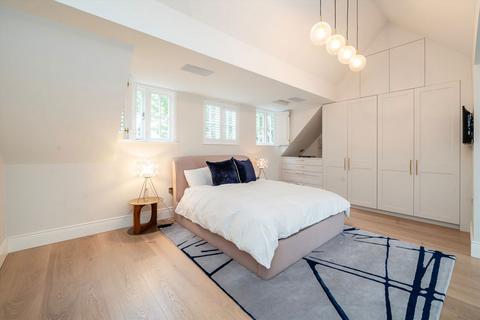 undefined, Thornton Avenue, London W4