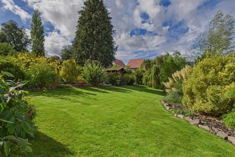 4 bedroom detached house for sale, Cowleigh Bank, Malvern