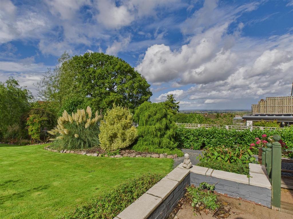 CAM03972 G0-PR0133-STILL023.jpg