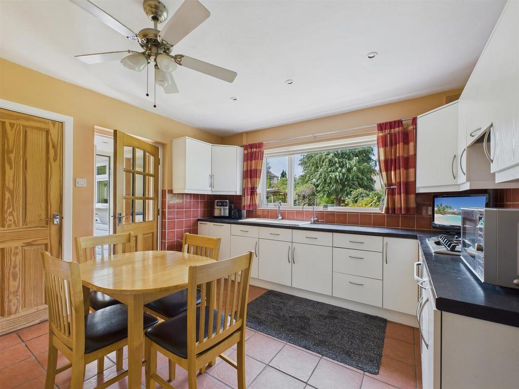 CAM03972 G0-PR0133-STILL006.jpg