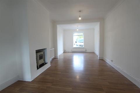 3 bedroom terraced house for sale, Footscray Road, London SE9