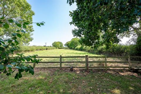 3 bedroom detached house for sale, Kisdon House, Hatton Hall Lane, Hatton Heath, Chester, CH3 9AP
