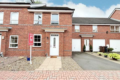 Wolston Close, Shirley