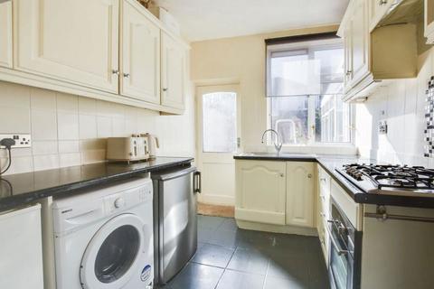 15 Baslow Road, Leicester, LE5 5HE