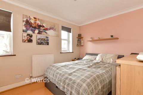 1 bedroom terraced house for sale, Tintagel Gardens, Rochester, Kent