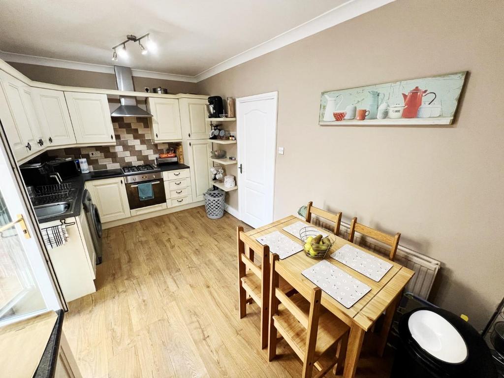 Kitchen / Diner