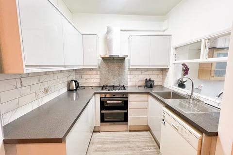 Bridge Road, London, E6