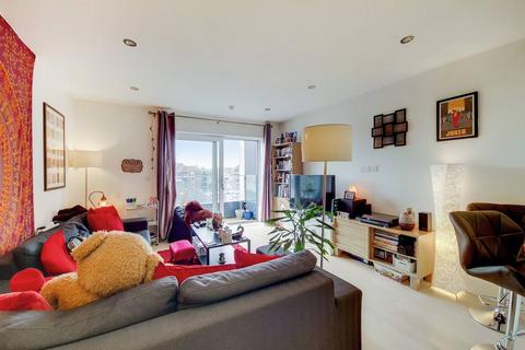 1 bedroom flat for sale, Water Lane, Kingston, Kingston Upon Thames, KT1