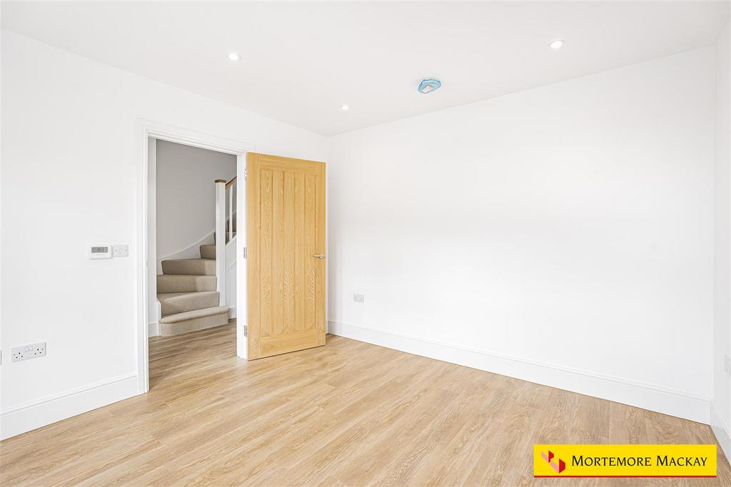 15 63317 watermarked.jpg