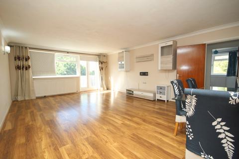 3 bedroom flat for sale, Talisman Way, Wembley, Middlesex HA9