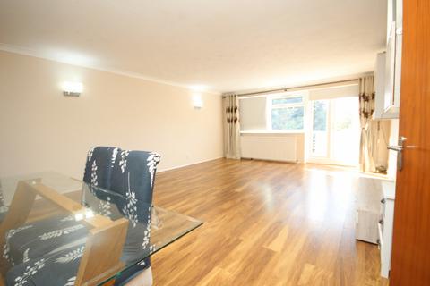 3 bedroom flat for sale, Talisman Way, Wembley, Middlesex HA9