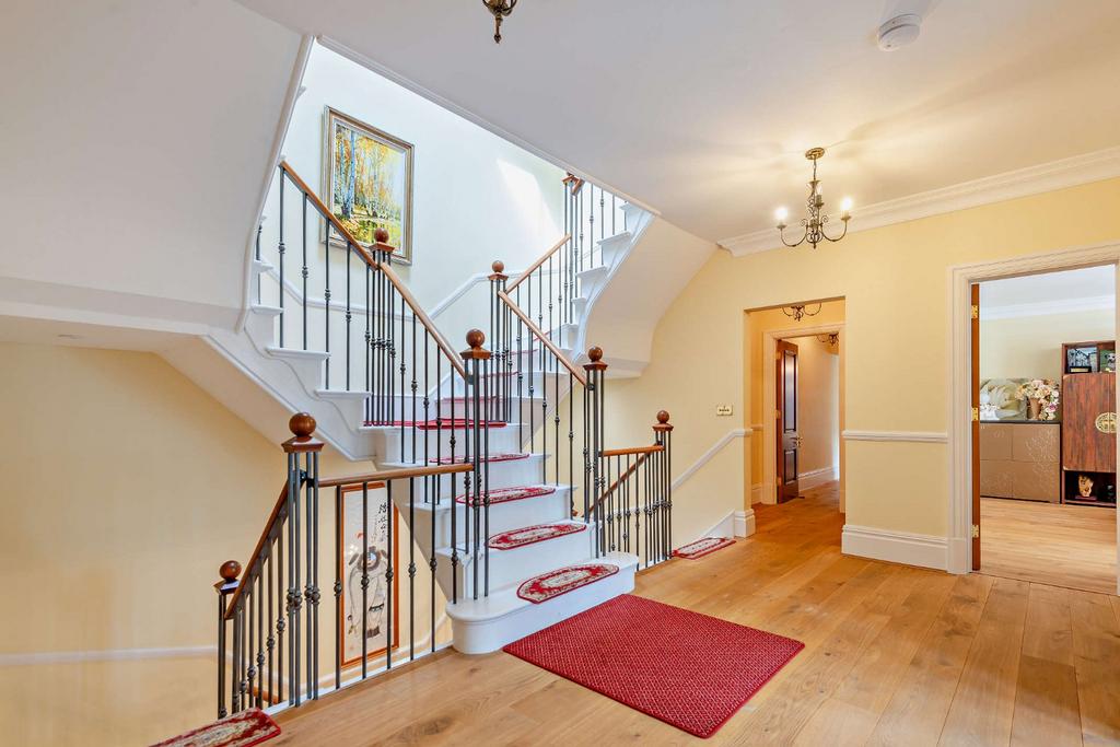 1st Floor Landing