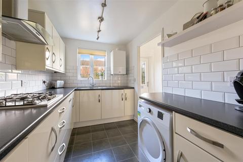 2 bedroom semi-detached house for sale, De Burgh Gardens, Tadworth
