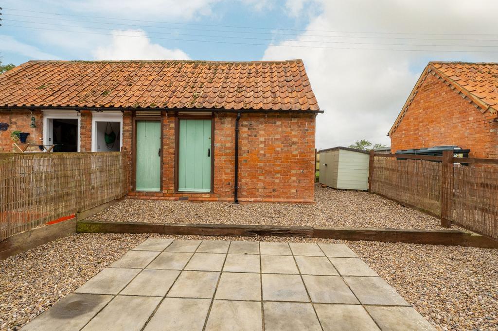 Rear Courtyard