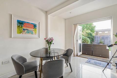 undefined, Popes Lane, South Ealing, W5