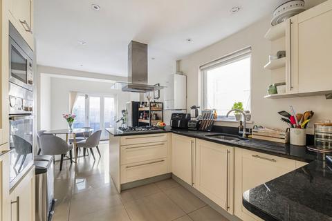 undefined, Popes Lane, South Ealing, W5